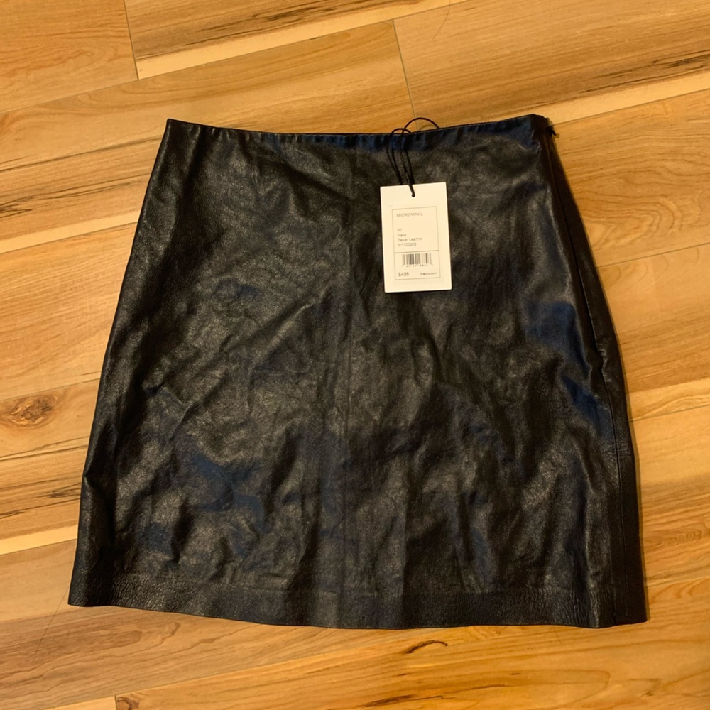 NWT Theory mini leather skirt Size 00
